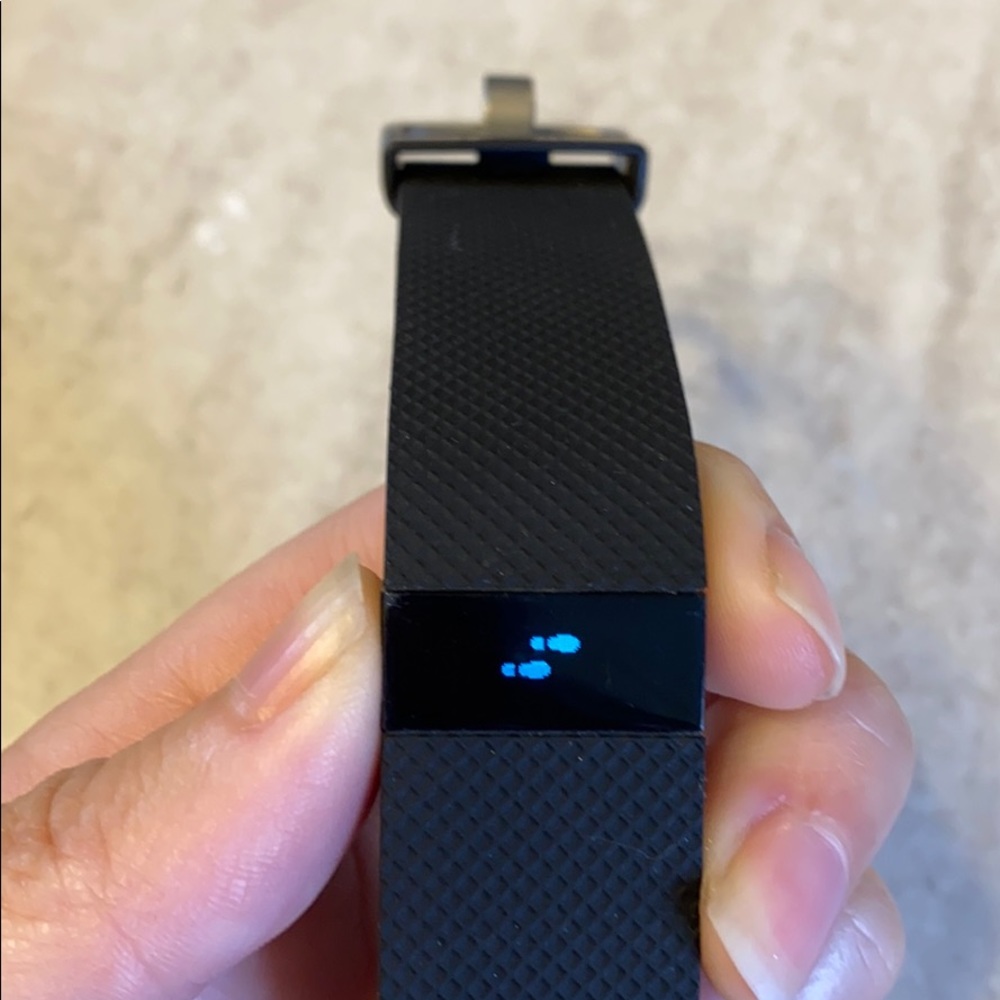 Fitbit - Picture 5 of 9